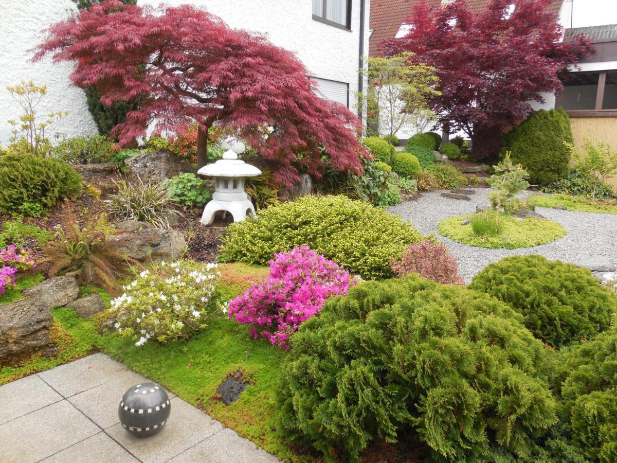 Ferienwohnung mit JAPANGARTEN Karlstadt Exterior foto